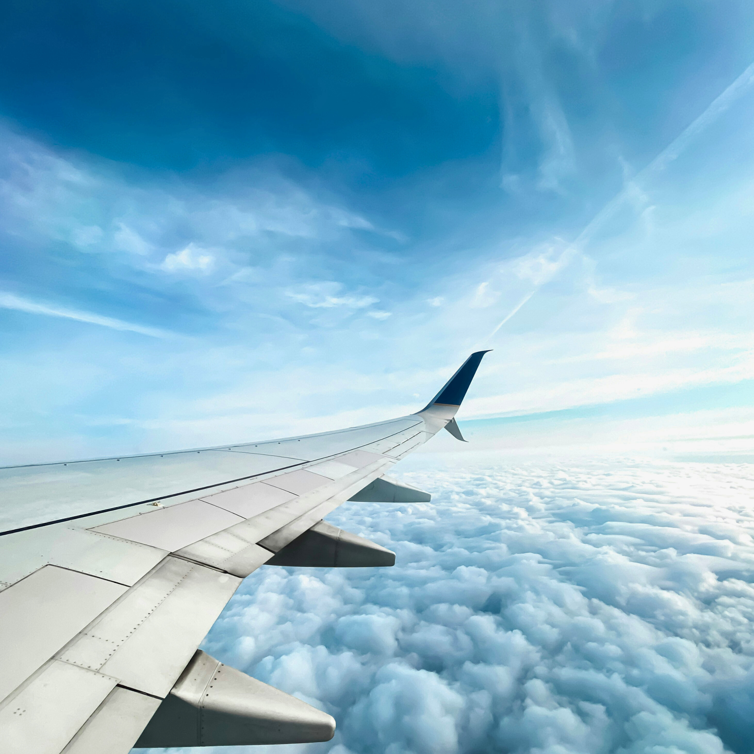 Best Travel Apps - View of airplane wing