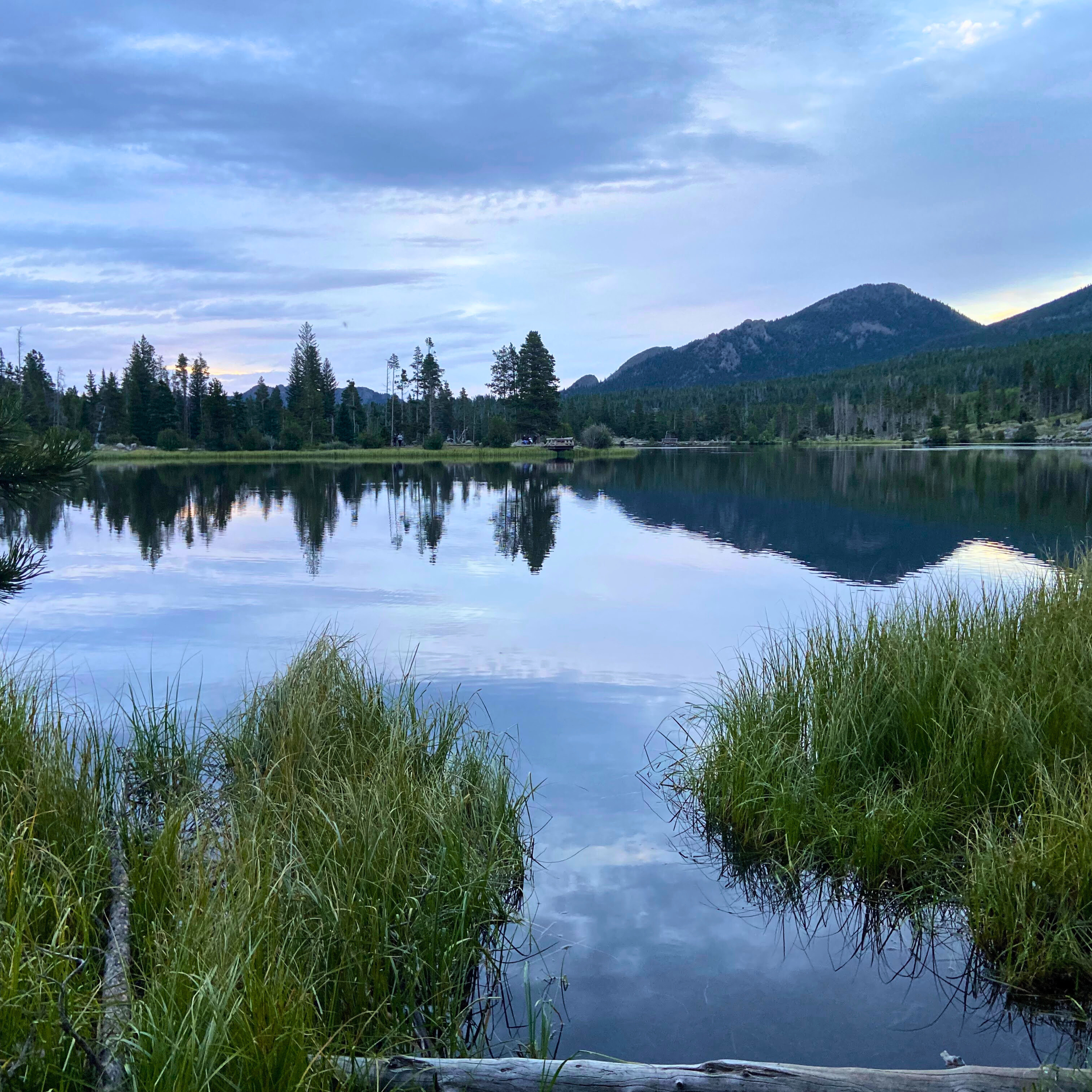 Sprague Lake at Rocky Mountain National Park early in the morning